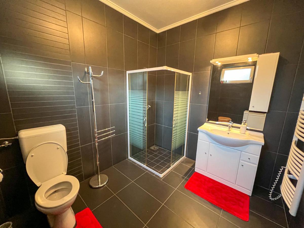 Sunnyside Apartmanhaz ザラカロシュ エクステリア 写真
