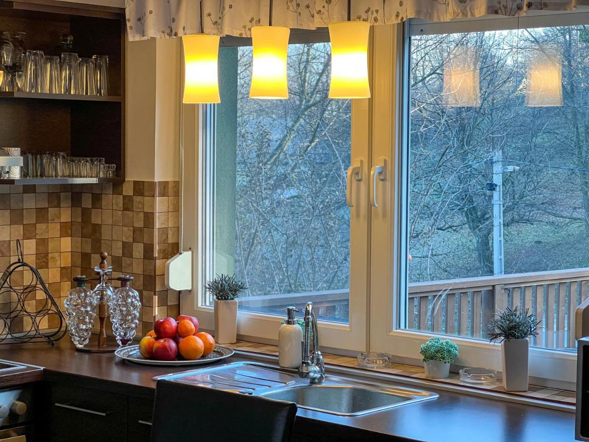 Sunnyside Apartmanhaz ザラカロシュ エクステリア 写真